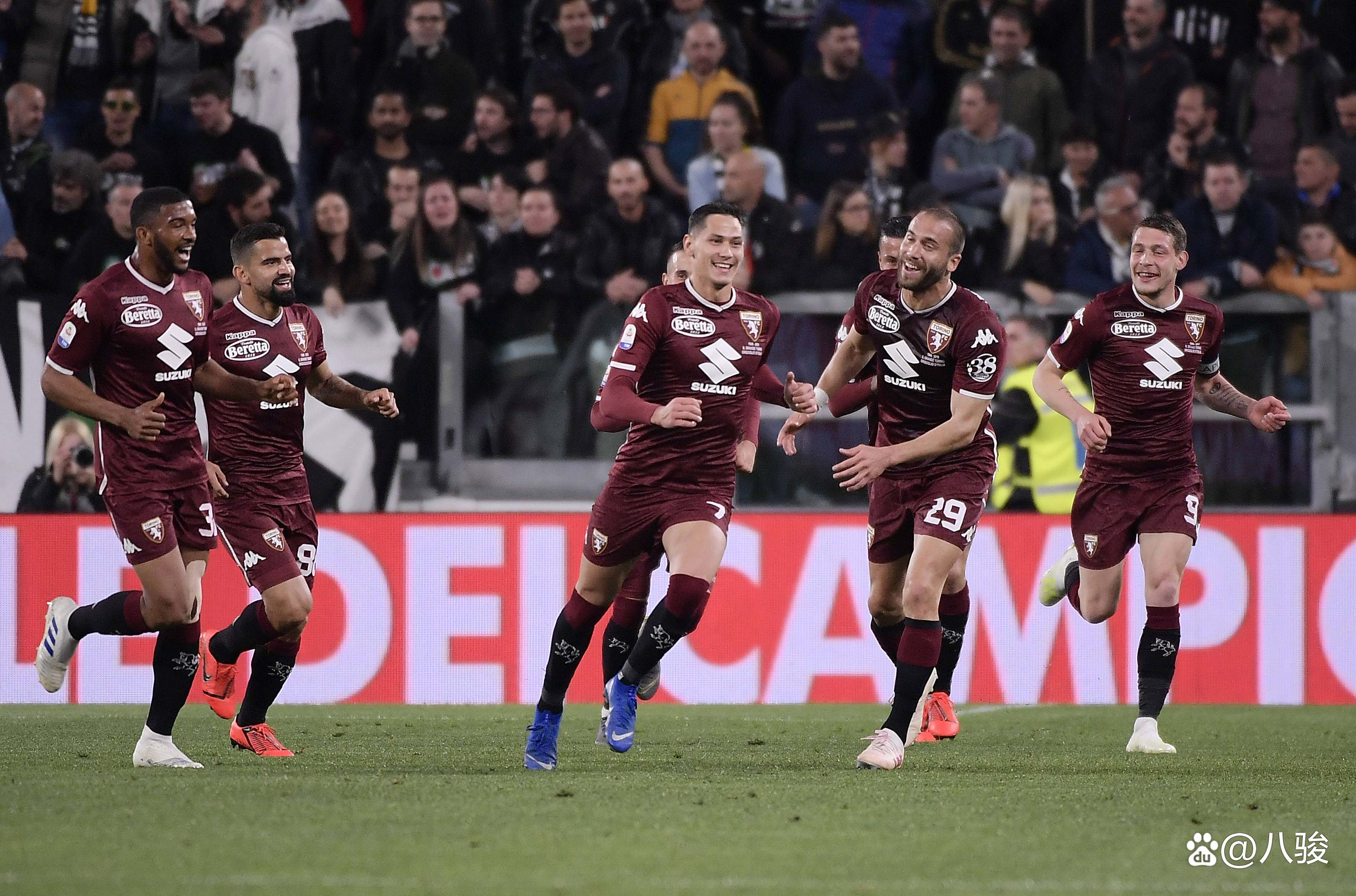 大阪钢巴完胜对手，轻松取得胜利