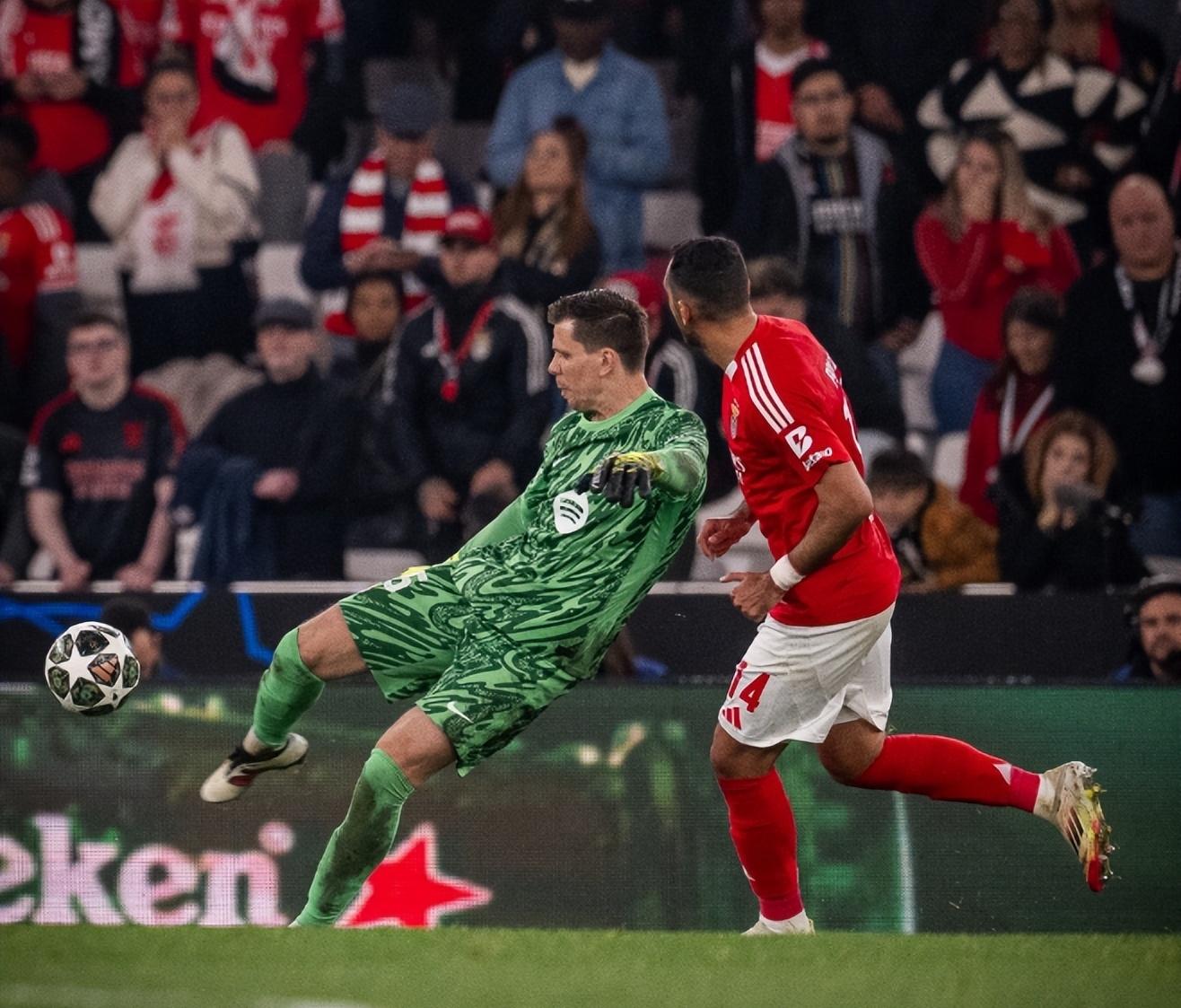 爱游戏电竞-巴塞罗那球队精心准备，迎接挑战全力以赴