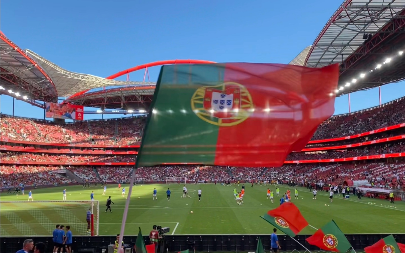 关于欧预赛即将开战，球迷期待涌动的信息