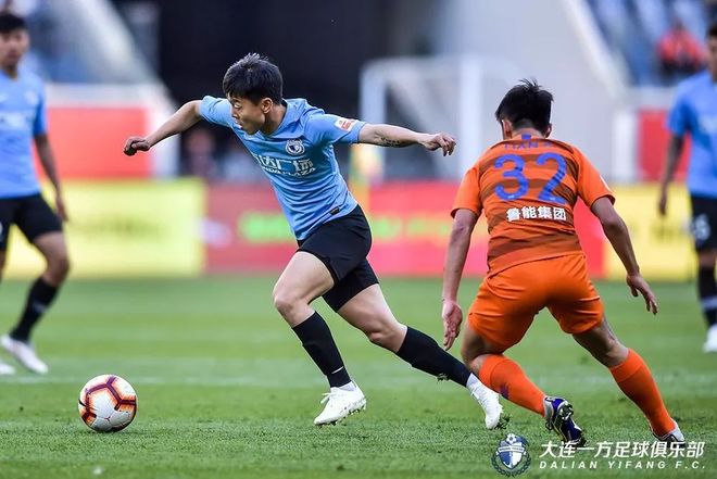 大连一方斩获胜利，冲击前四名的简单介绍