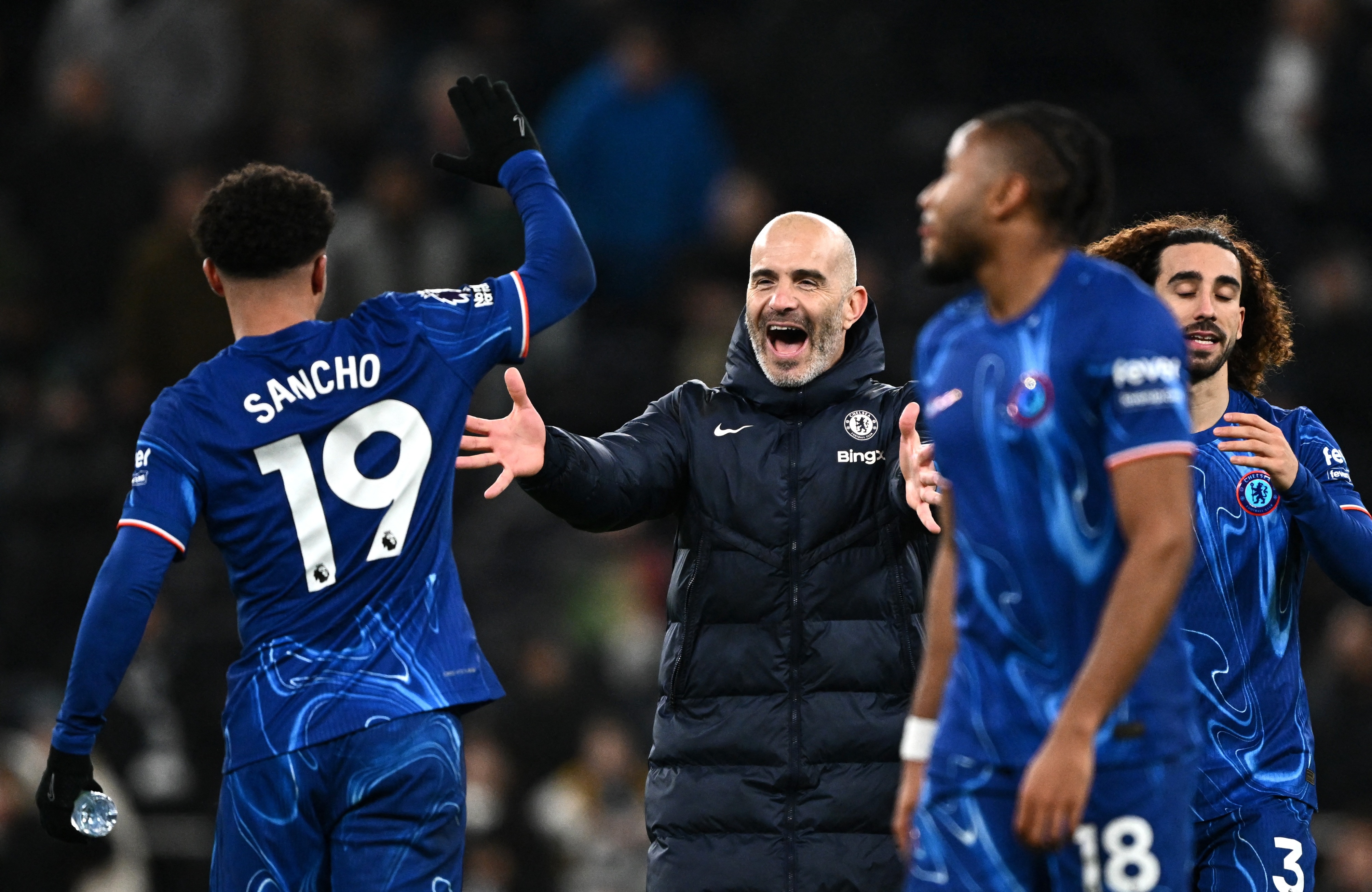 切尔西前锋连续破门，蝉联射手榜首