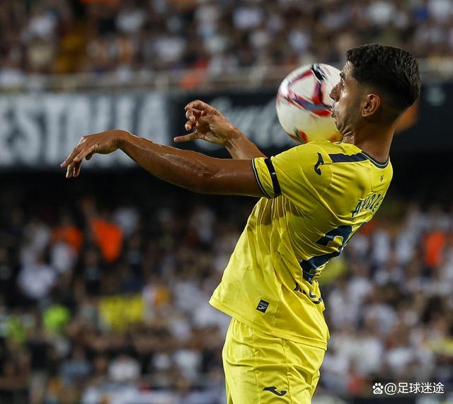 包含比利亚雷亚尔客场取胜，取得连胜势头的词条