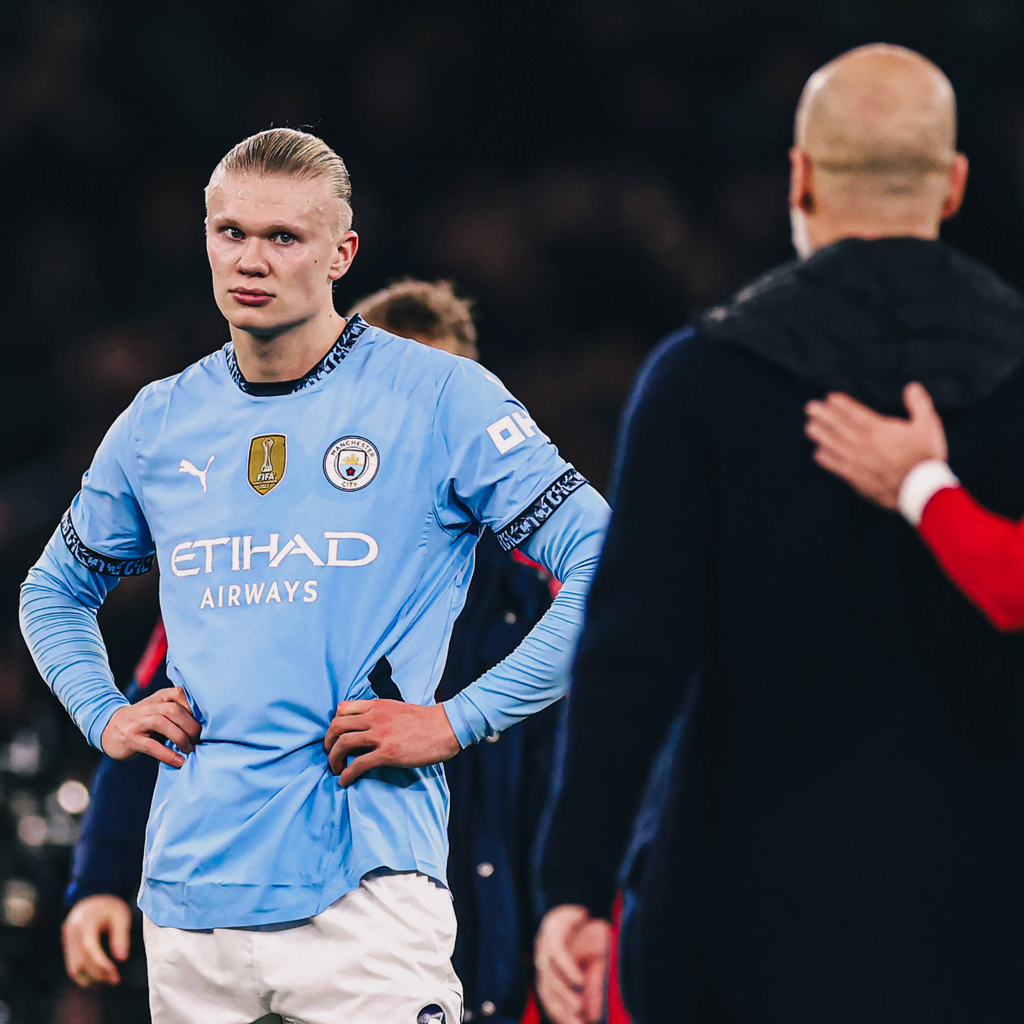 曼城后卫迎来生涯代表，立即表现突出的简单介绍