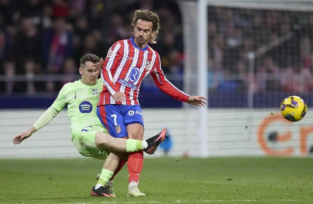 关于西班牙险胜意大利，继续豪取三分的信息