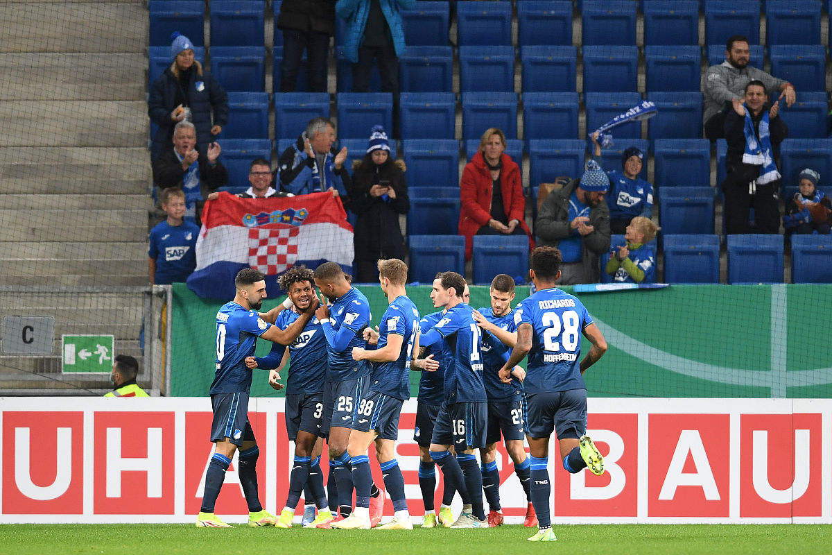 霍芬海姆客场败给弗赖堡，战术遭质疑的简单介绍