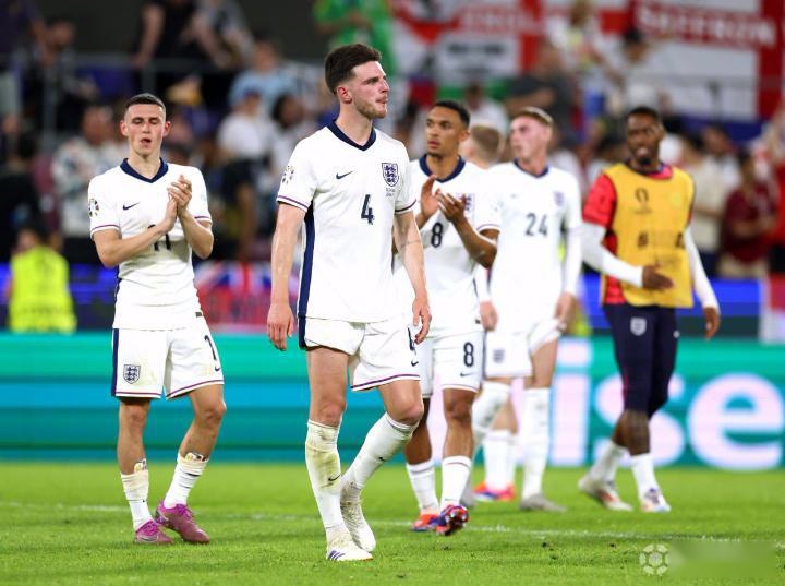 关于爱尔兰队遭遇挫折，止步欧洲杯小组赛的信息