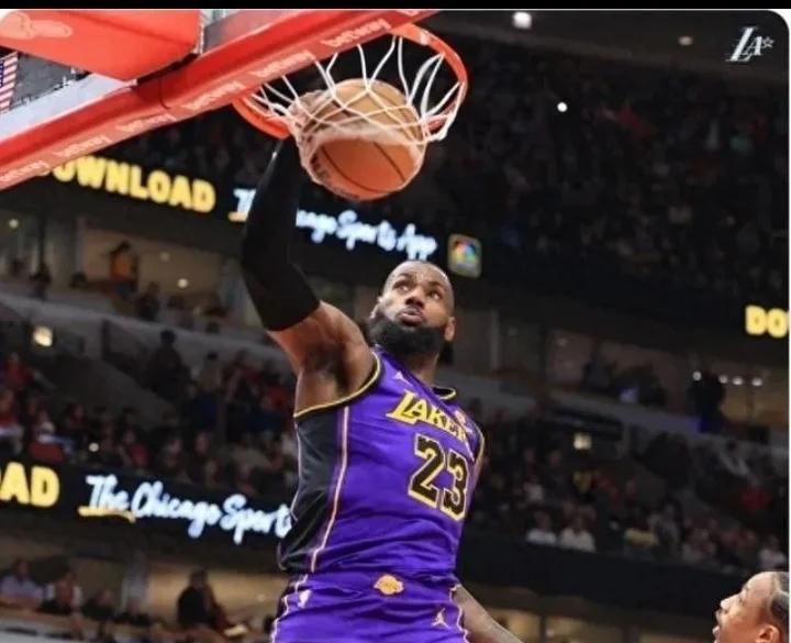 爱游戏在线登录-关于湖人遭遇三连败！詹姆斯伤势堪忧的信息