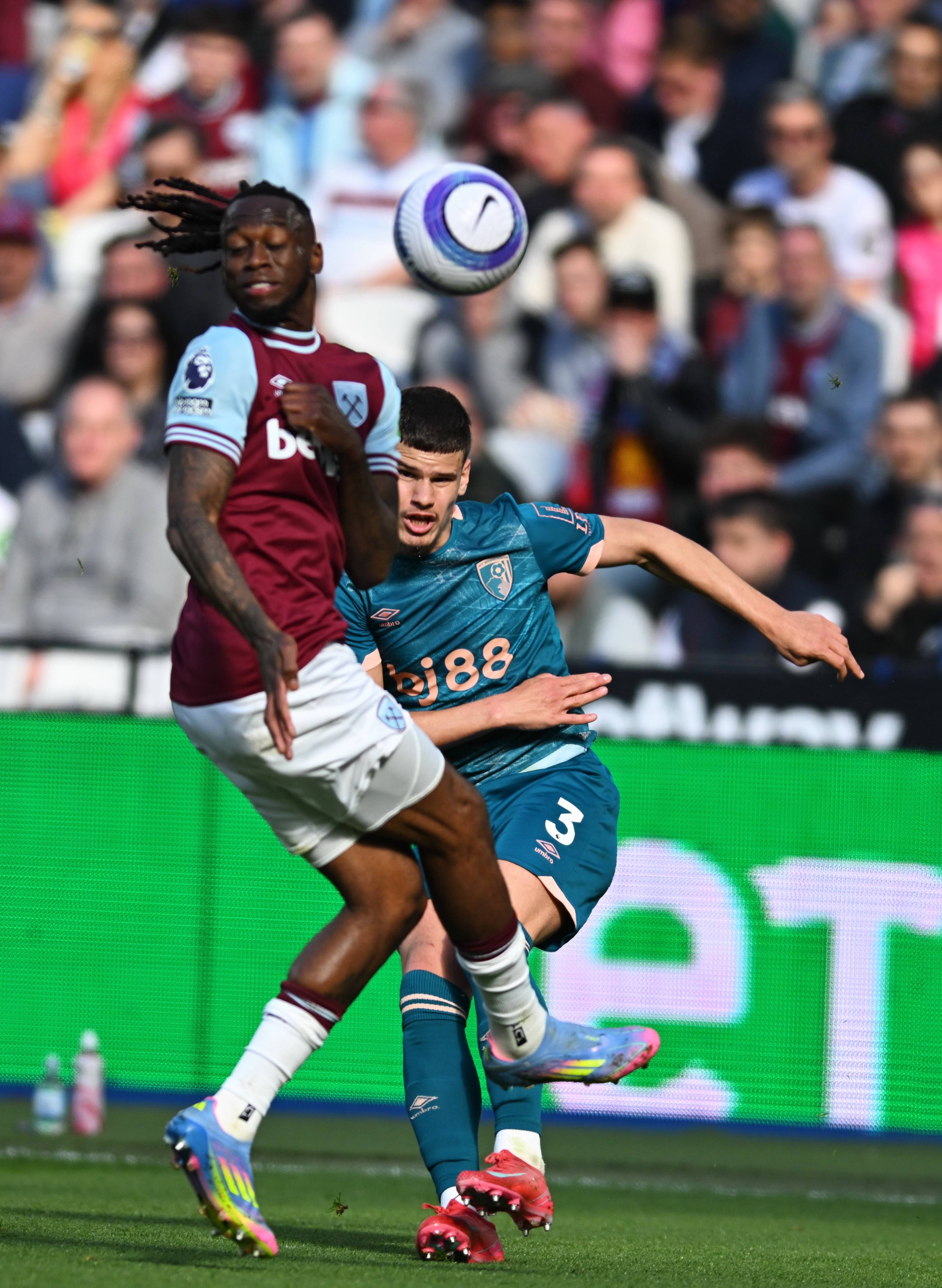 伯恩茅斯连续不胜，遭遇低谷的简单介绍