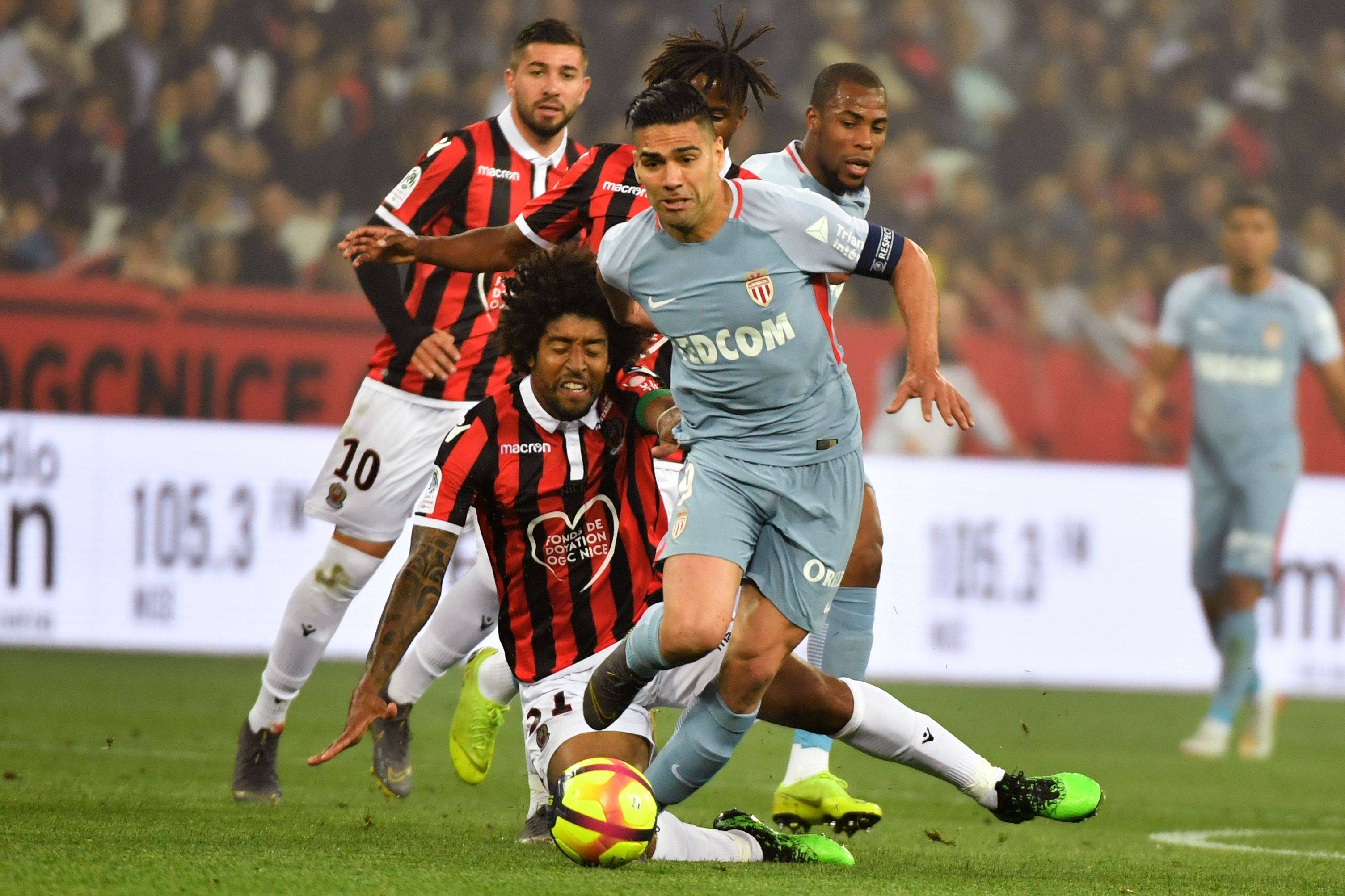 关于里尔挑战尼斯主场作战，阵容调整为攻势为主的信息