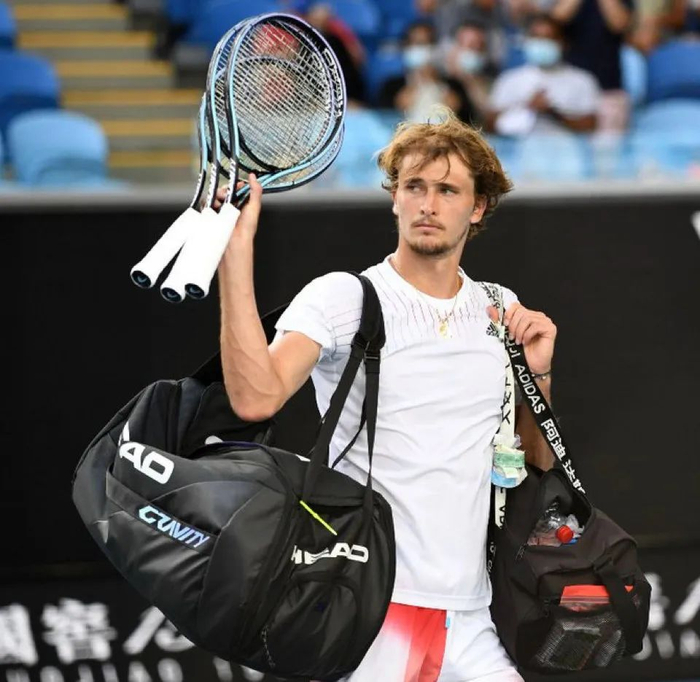 阿尔及利亚足球联赛新秀表现抢眼，成为焦点的简单介绍