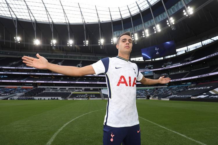 爱游戏官网登录网址-关于卡利亚里进军下一轮晋级的信息